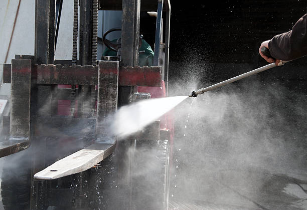 Best Warehouse Cleaning  in Elverta, CA
